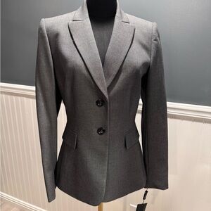 NWT Tahari -Arthur Levine 2 Piece Suit